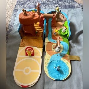 Pokémon Training Travel Playset with figures